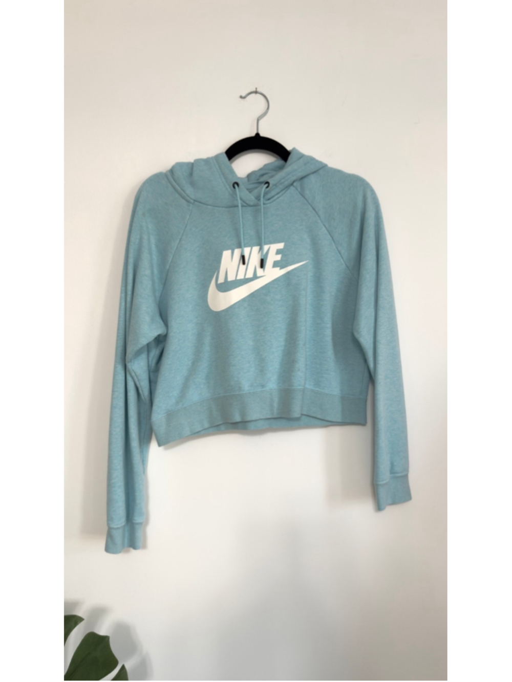 Nike Cropped Hoodie Womens L Light Blue Pullover Drawstring Logo